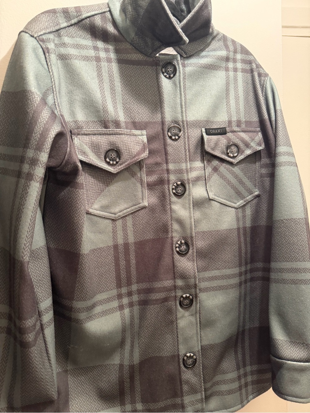 Oraki Women's Plaid Button-Front Shacket in Gray & Sage